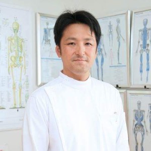 黒岩　義昭　先生